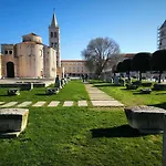 Anima Mea, Casa vacanze Zara